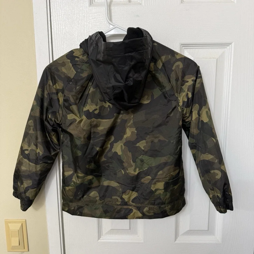 Nike Boy's Camo Windrunner Hoodie Fleece Lined Jackets Size 7 Large